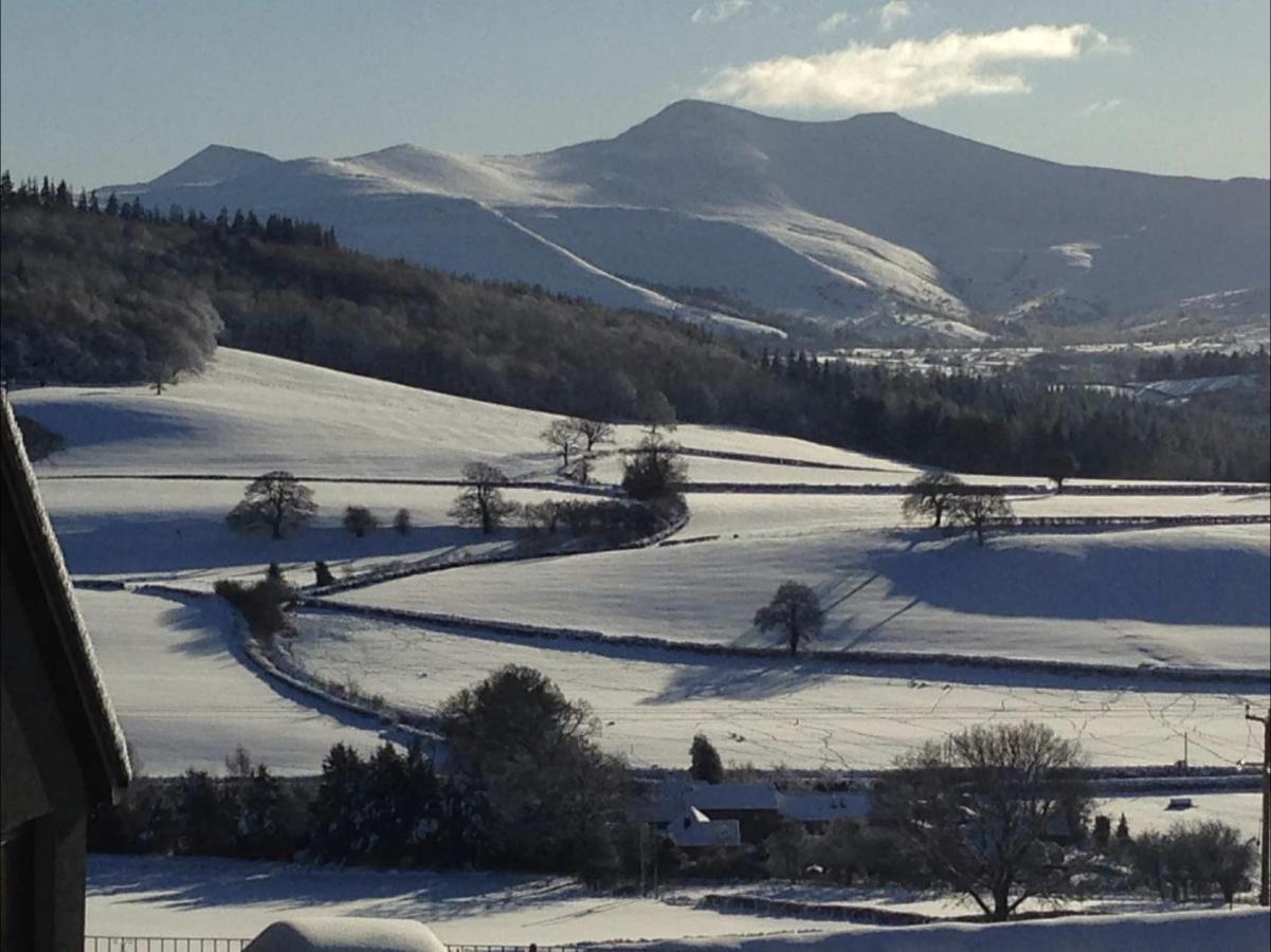 Cosy Arts & Crafts Cottage With Stunning Views Brecon Exterior photo